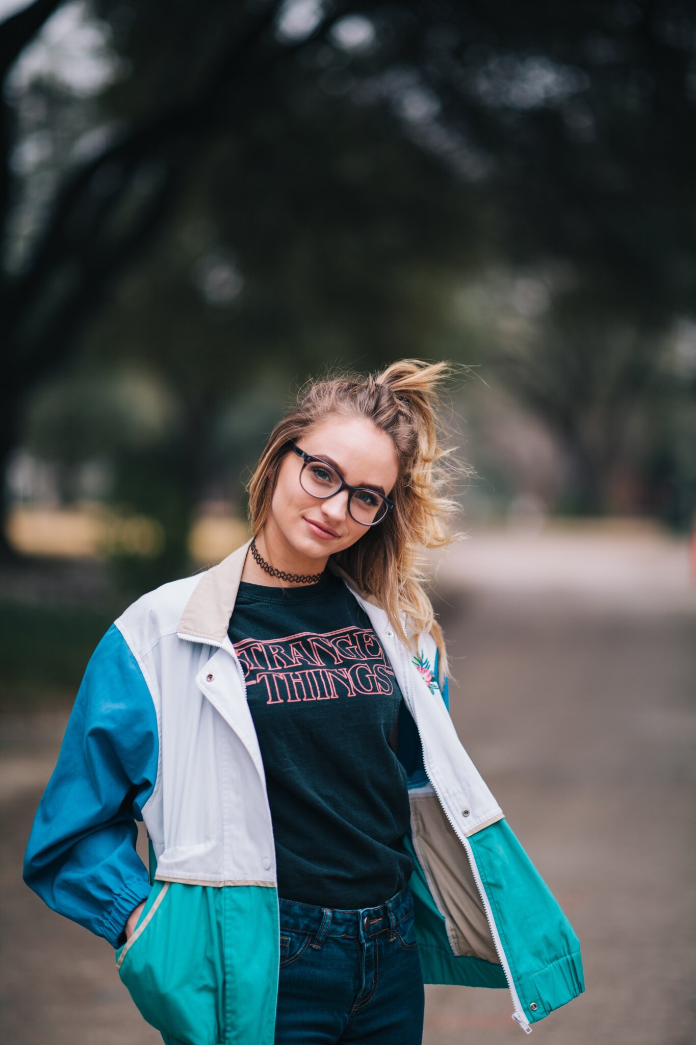 girl in stranger things tshirt
